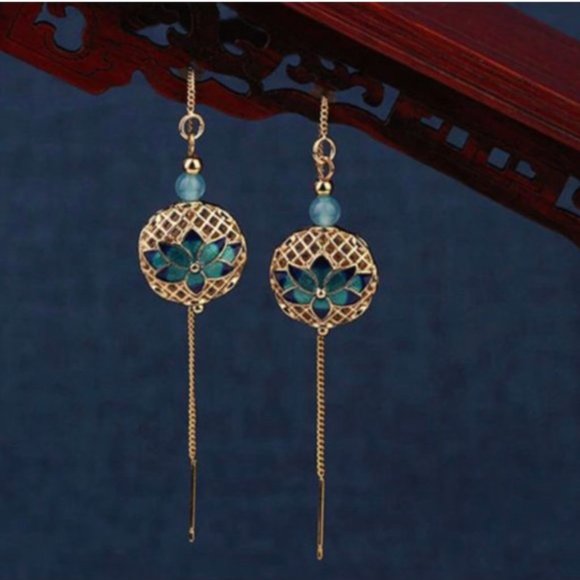 New 14K Gold Lotus Flower Aventurine Earrings - Picture 10 of 12